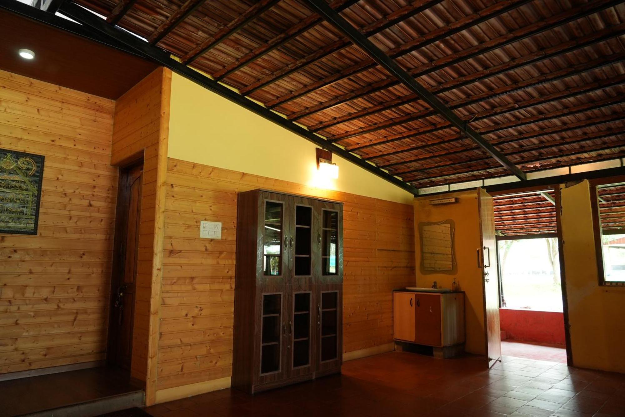 Labdhi Resorts Masinagudi- Stag Groups Not Allowed Rom bilde